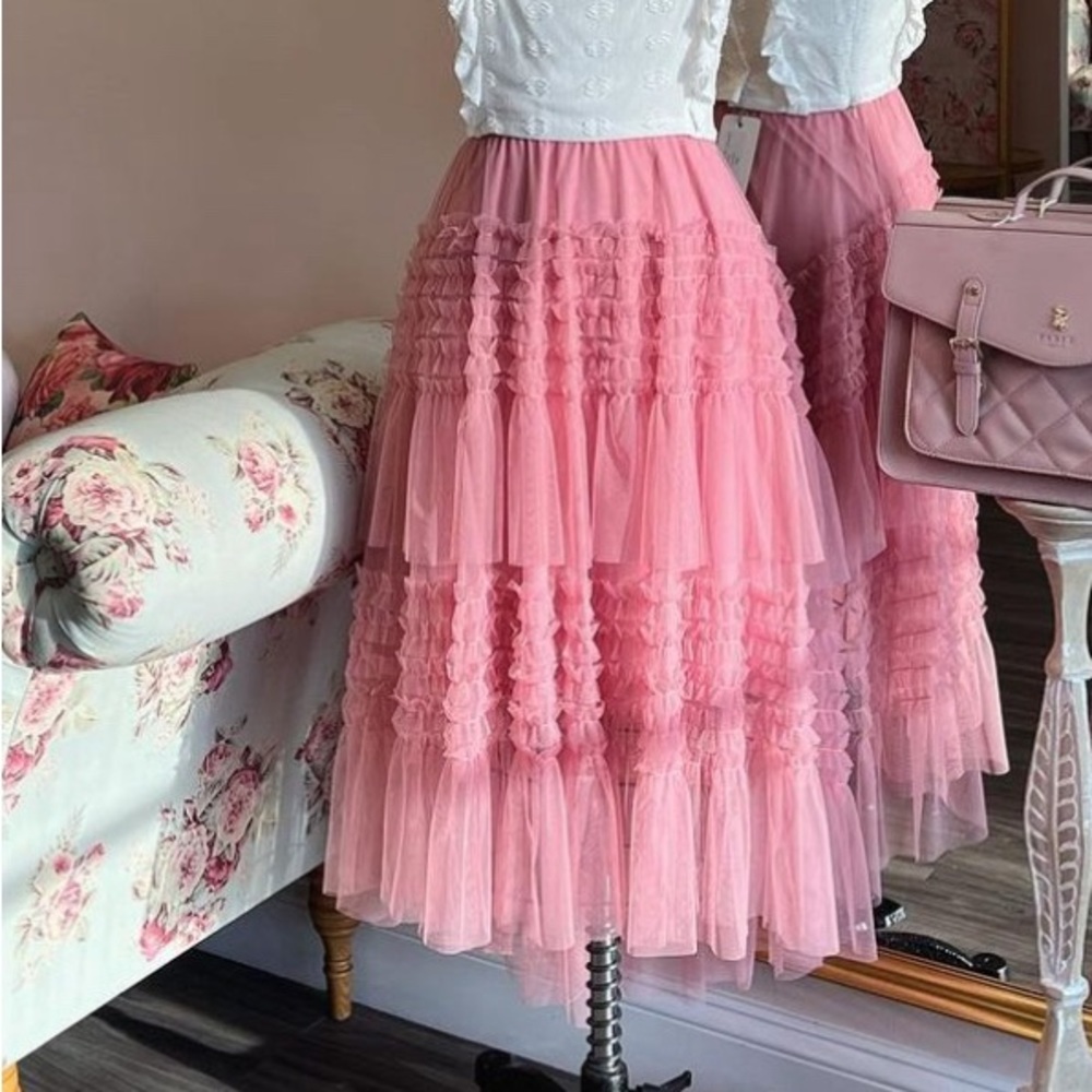 Pink tool skirt